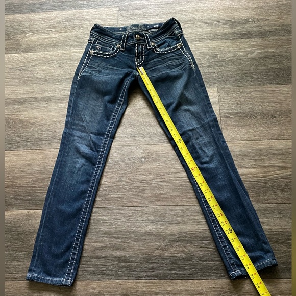 MISS ME FLUER TOTEM STONEWOOD WASH CAPRIS FROM THE BUCKLE in Size 24 - Picture 8 of 12